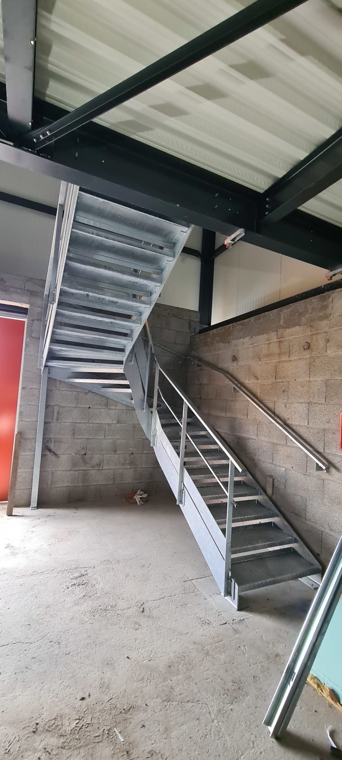 Cobaplis Construction Metallique Nantes Erijet Escalier Galva
